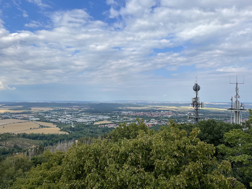 Sicht auf das Harzvorland vom Steinbergturm aus